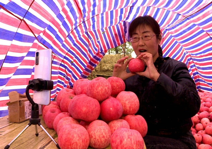 一分钟介绍使用“天酷大厅牛牛房卡”轻松获取房卡全渠道