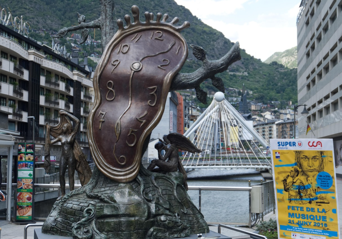 一分钟介绍使用“牛魔王大厅金花房卡”房卡链接获取